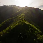 Iduevagamondi Immerso Nel Bosco Tra Le Montagne Con Area Benessere Extra 3*