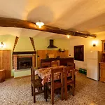 住宿加早餐酒店 Iduevagamondi Immerso Nel Bosco Tra Le Montagne Con Area Benessere Extra 3*