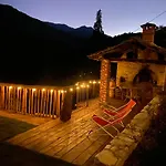 Iduevagamondi Immerso Nel Bosco Tra Le Montagne Con Area Benessere Extra 3*