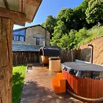 住宿加早餐酒店 Iduevagamondi Immerso Nel Bosco Tra Le Montagne Con Area Benessere Extra 3*