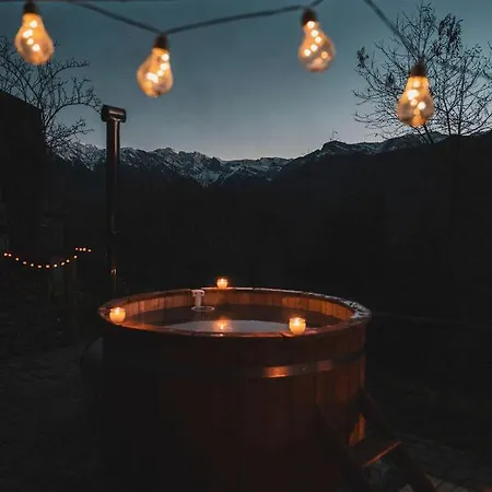 Couette-café Iduevagamondi Immerso Nel Bosco Tra Le Montagne Con Area Benessere Extra 3*
