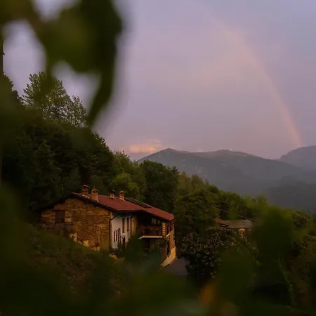 Iduevagamondi Immerso Nel Bosco Tra Le Montagne Con Area Benessere Extra