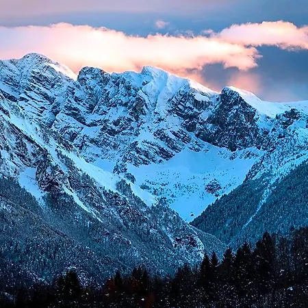 Couette-café Iduevagamondi Immerso Nel Bosco Tra Le Montagne Con Area Benessere Extra 3*