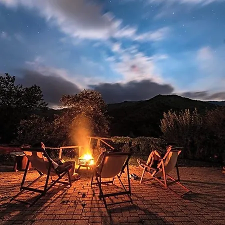 Couette-café Iduevagamondi Immerso Nel Bosco Tra Le Montagne Con Area Benessere Extra 3*