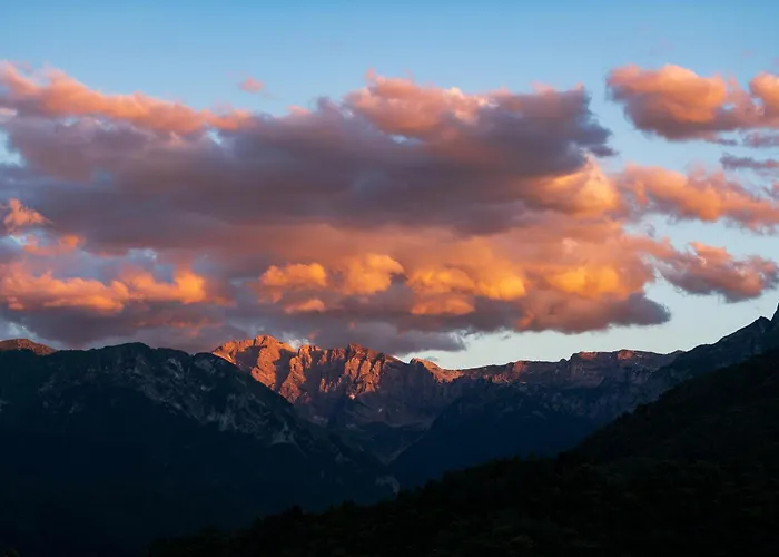 Iduevagamondi Immerso Nel Bosco Tra Le Montagne Con Area Benessere Extra