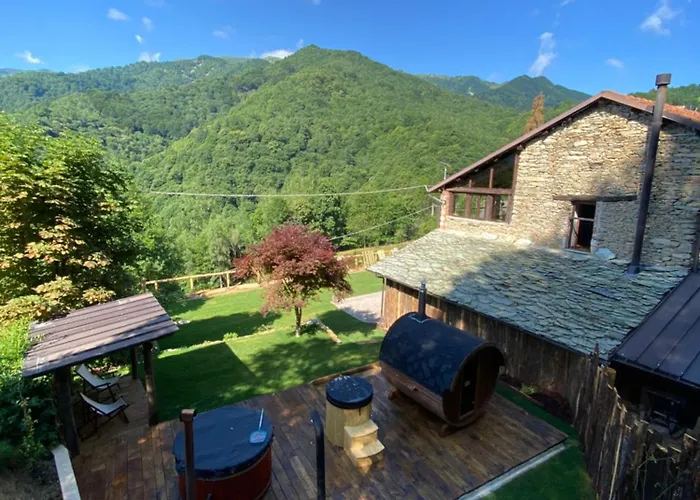 Iduevagamondi Immerso Nel Bosco Tra Le Montagne Con Area Benessere Extra Nocleg ze śniadaniem